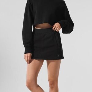 Alo Yoga Polar Fleece Wintry Mix Skirt Size Medium NWT - Black